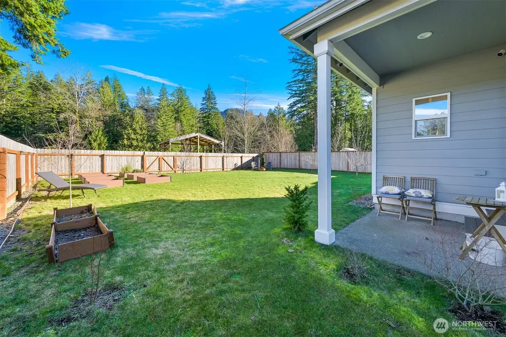 8268 Balfour Valley Lane Maple Falls WA 98266