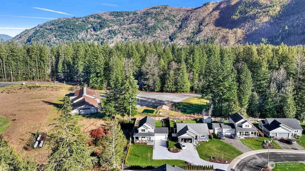 8268 Balfour Valley Lane Maple Falls WA 98266