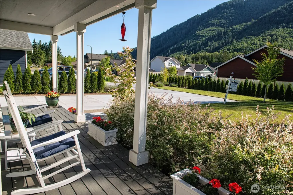 8268 Balfour Valley Lane Maple Falls WA 98266