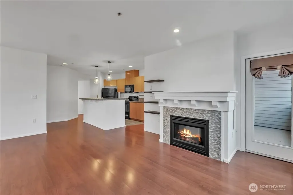 18 Dravus Street Seattle WA 98109