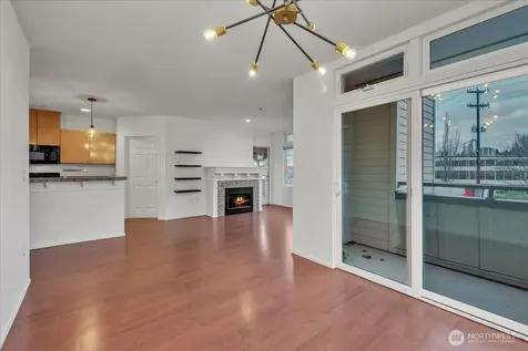 18 Dravus Street Seattle WA 98109