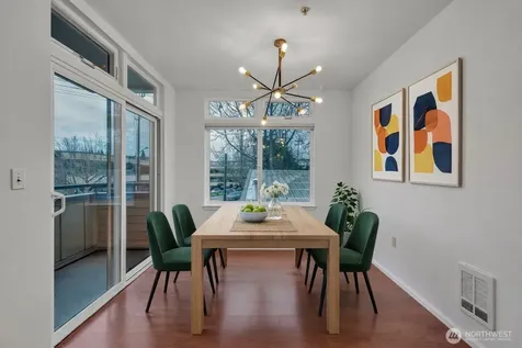 18 Dravus Street Seattle WA 98109