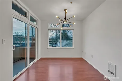 18 Dravus Street Seattle WA 98109
