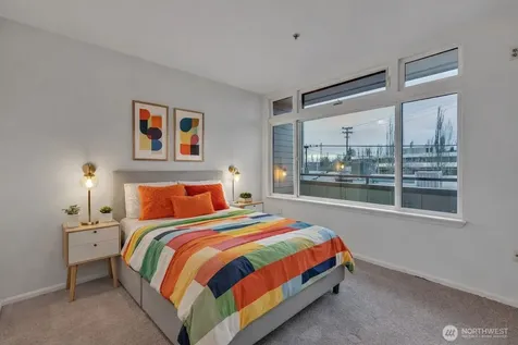 18 Dravus Street Seattle WA 98109
