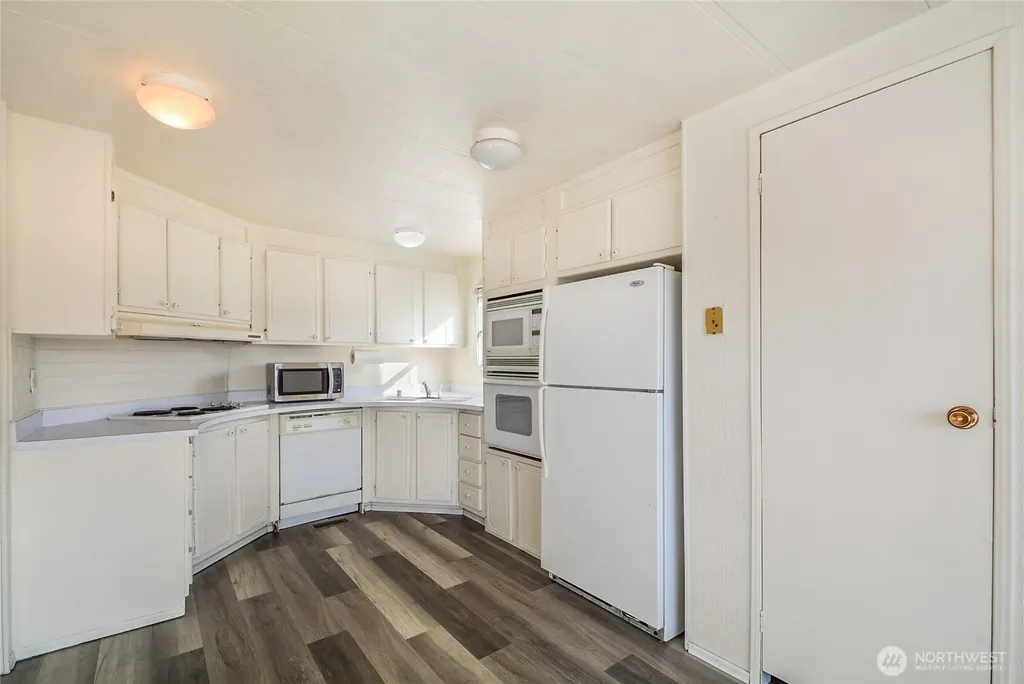 16600 25th Avenue NE Marysville WA 98271