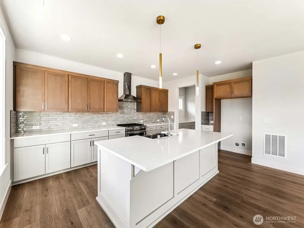 25012 181st Avenue SE Covington WA 98042