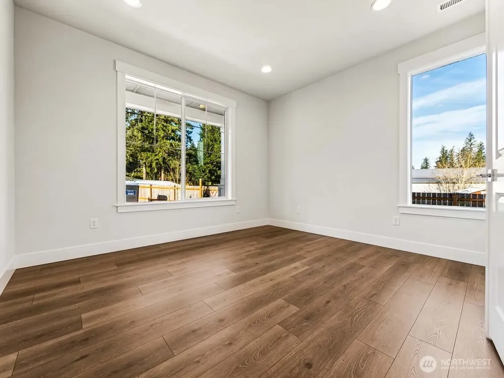 25012 181st Avenue SE Covington WA 98042