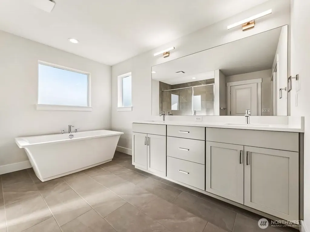 25012 181st Avenue SE Covington WA 98042