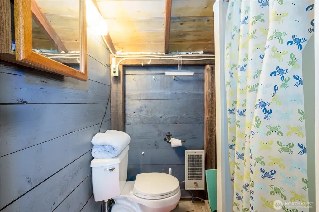 15 Snoqualmie Avenue Hat Island WA 98206