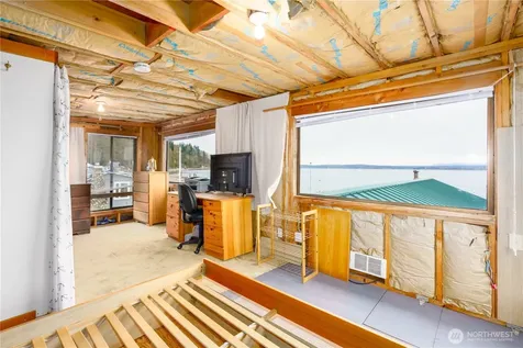 15 Snoqualmie Avenue Hat Island WA 98206