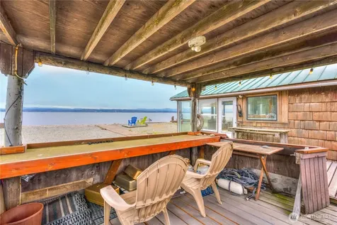 15 Snoqualmie Avenue Hat Island WA 98206