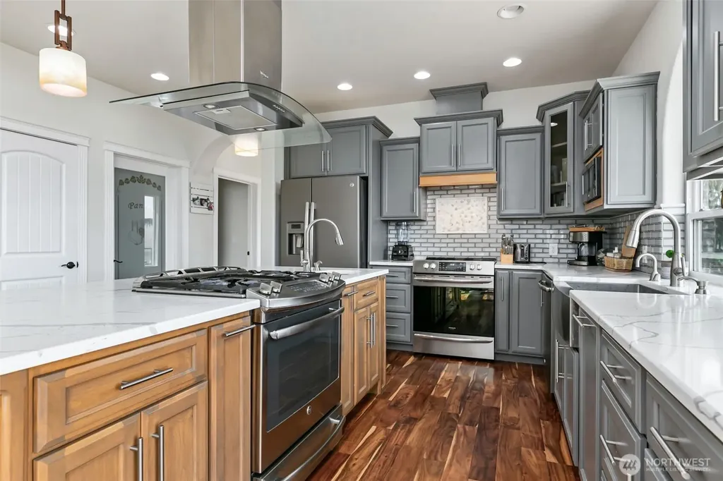 921 Tibbling Road Selah WA 98942