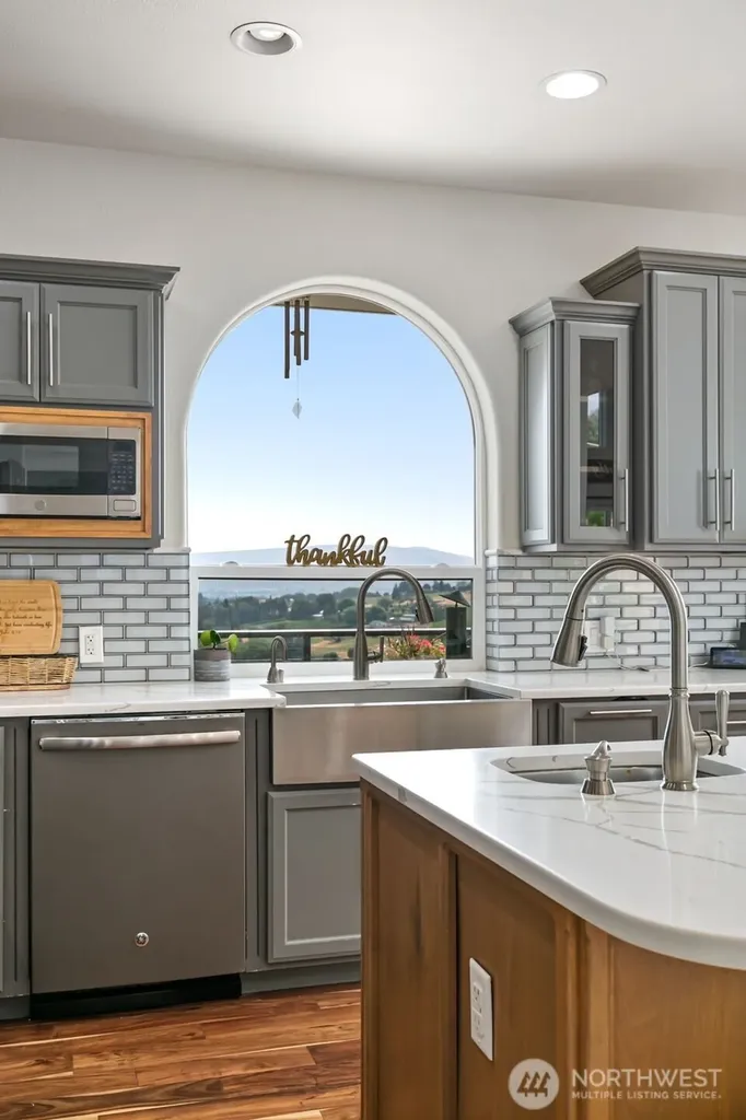 921 Tibbling Road Selah WA 98942