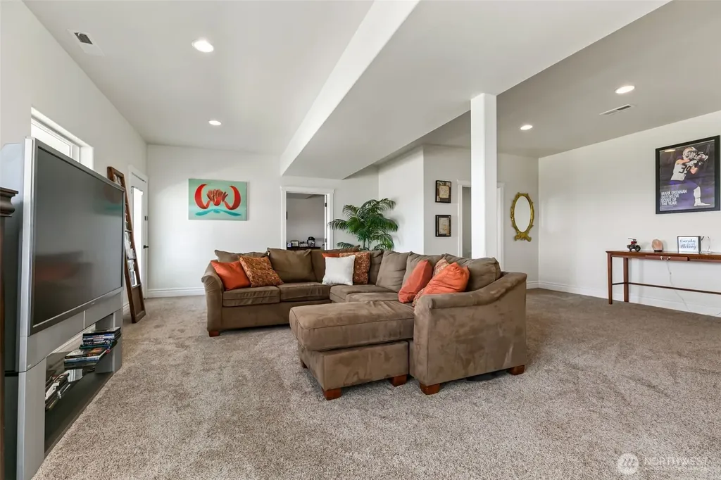 921 Tibbling Road Selah WA 98942