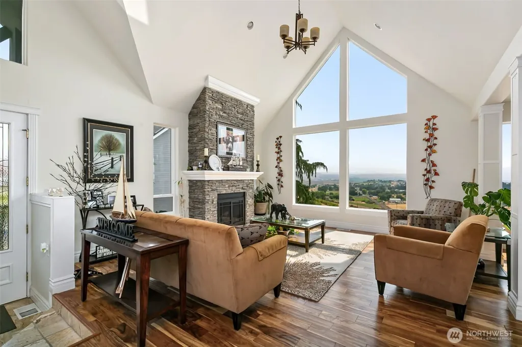 921 Tibbling Road Selah WA 98942