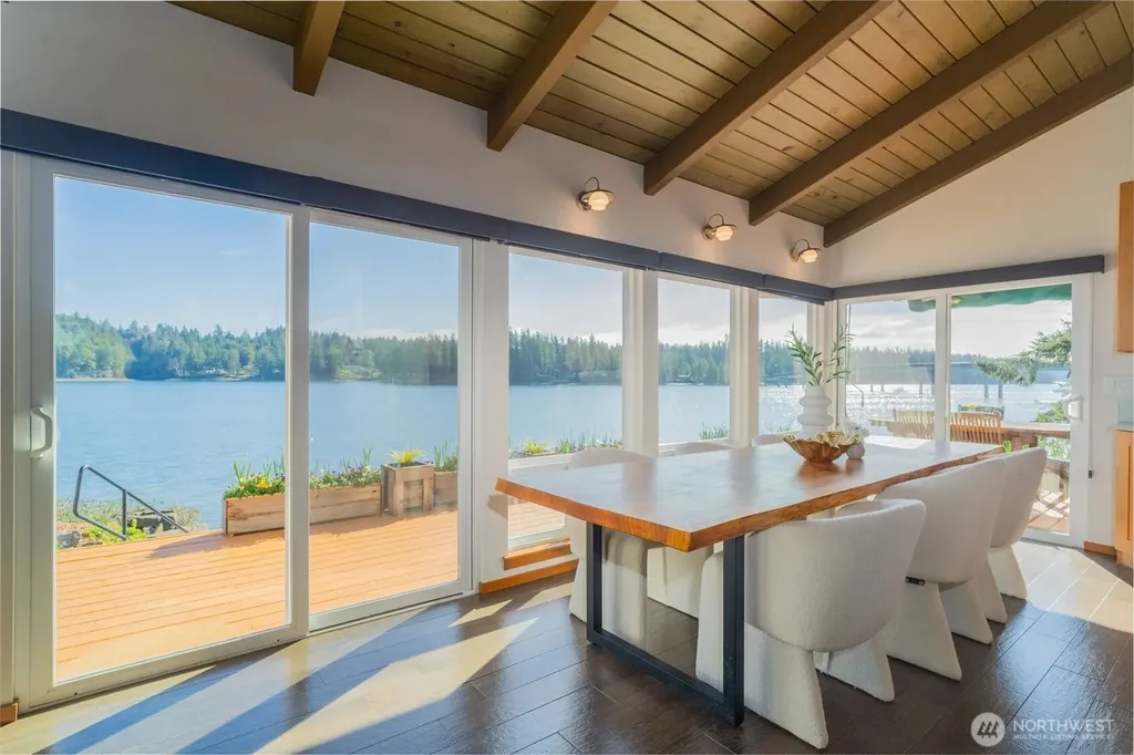 3451 E Pickering Road Shelton WA 98584