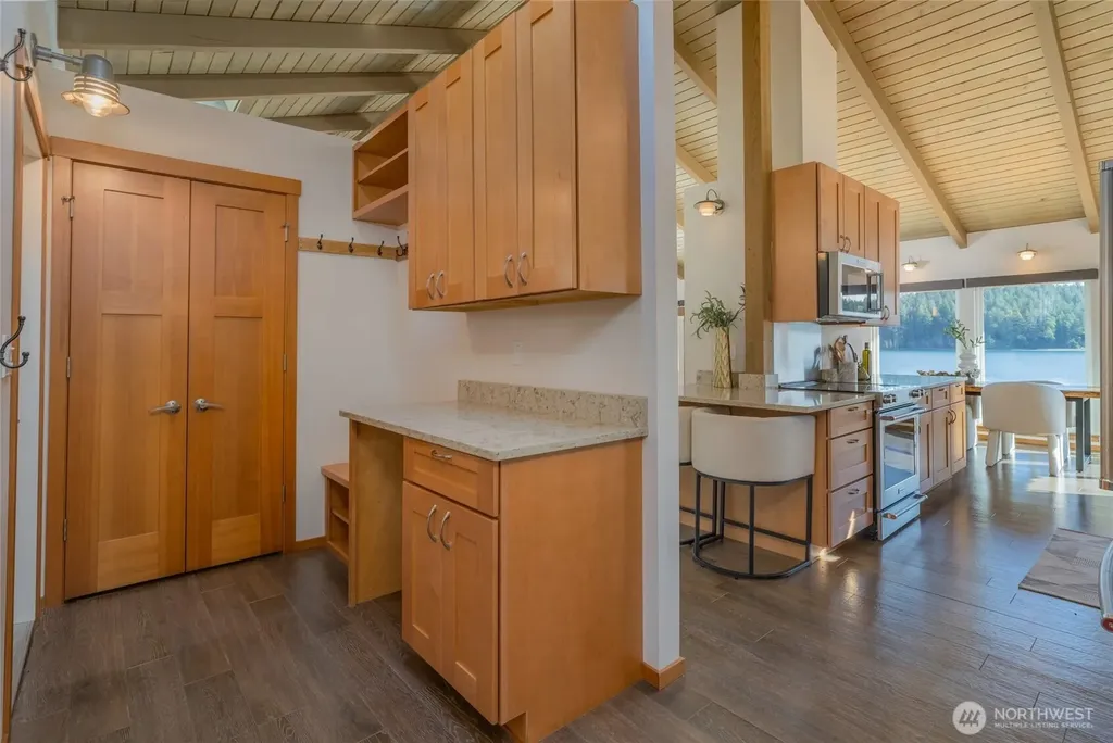 3451 E Pickering Road Shelton WA 98584