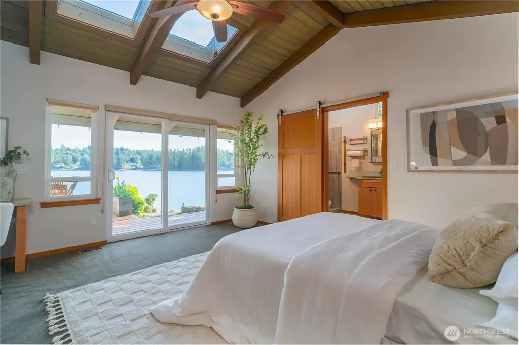 3451 E Pickering Road Shelton WA 98584