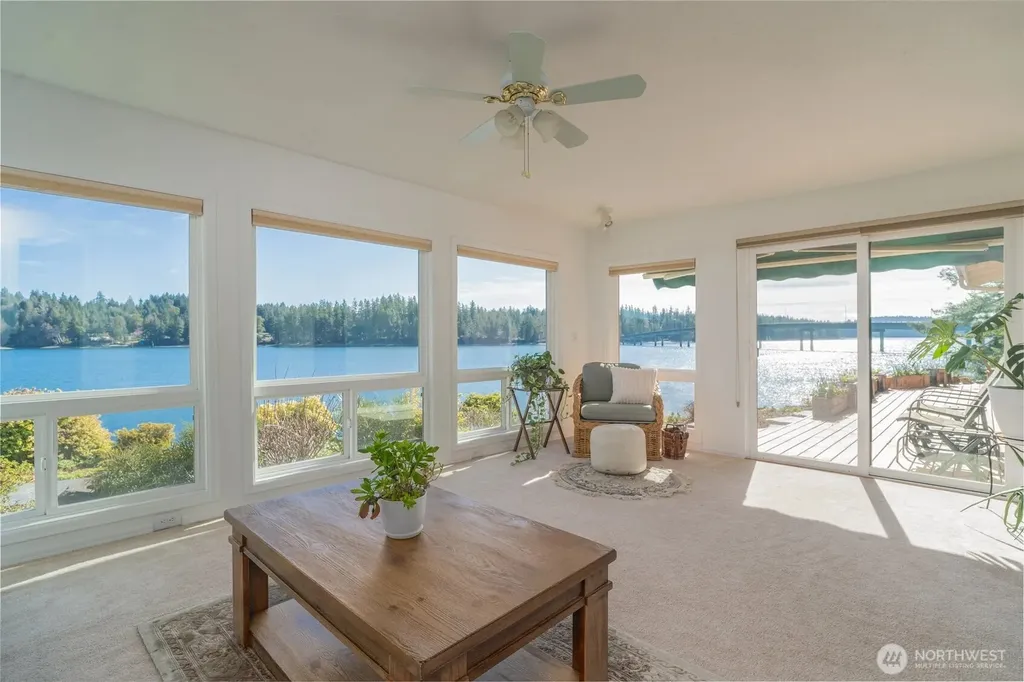 3451 E Pickering Road Shelton WA 98584
