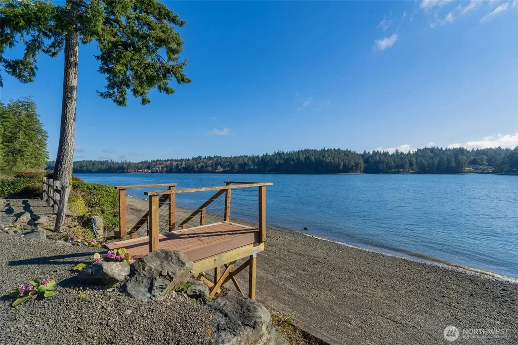 3451 E Pickering Road Shelton WA 98584