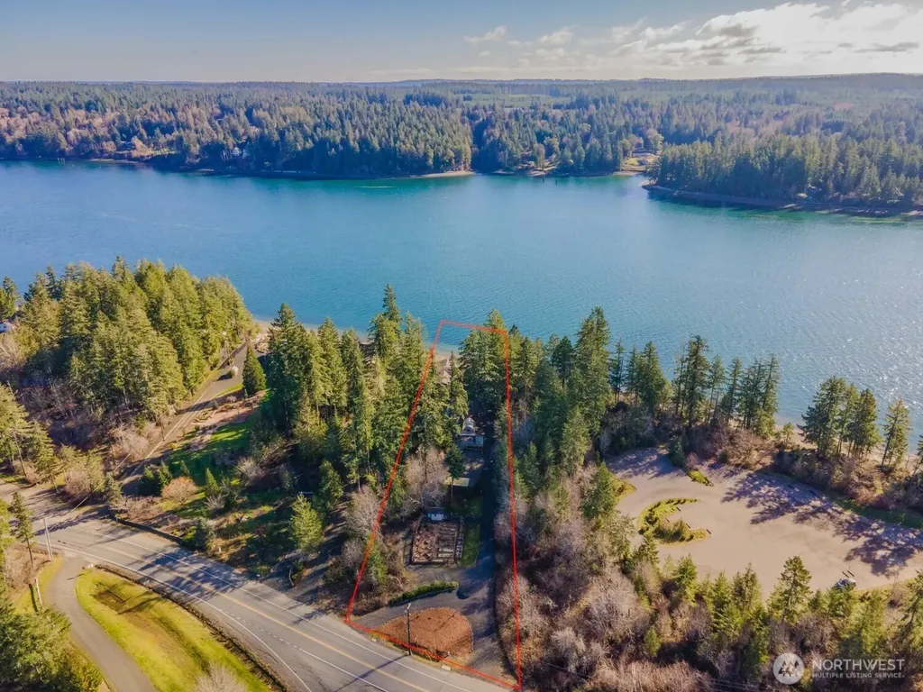3451 E Pickering Road Shelton WA 98584