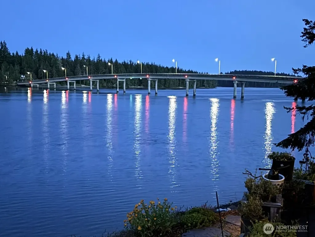 3451 E Pickering Road Shelton WA 98584