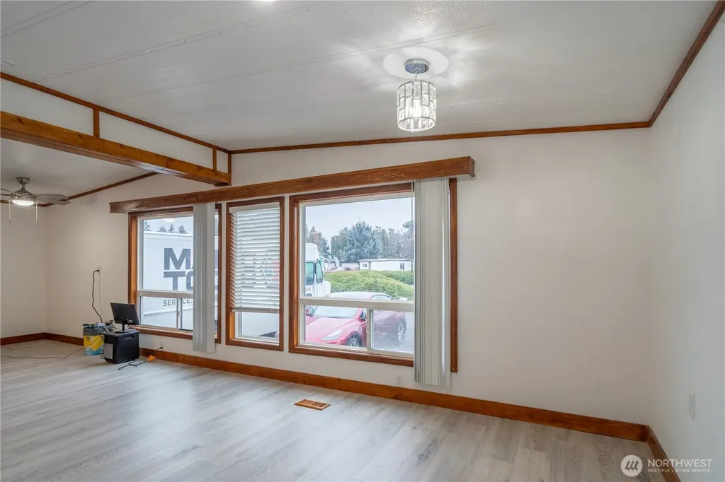 4815 Airway Drive NE Moses Lake WA 98837