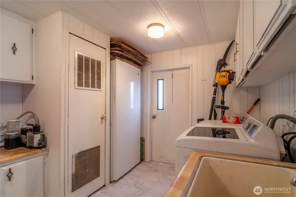 4815 Airway Drive NE Moses Lake WA 98837