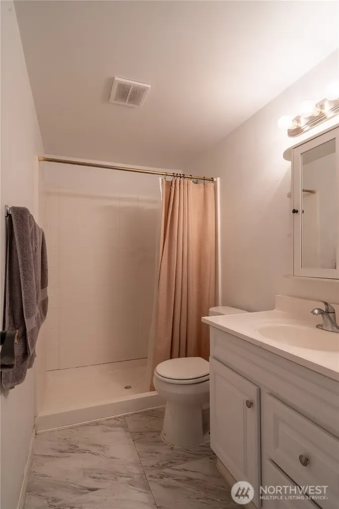 4815 Airway Drive NE Moses Lake WA 98837