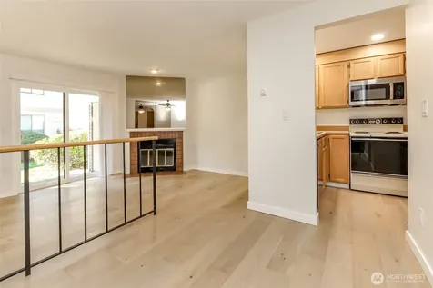 17311 119th Ln SE J#3 Renton WA 98058