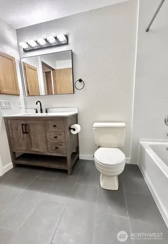 17311 119th Ln SE J#3 Renton WA 98058