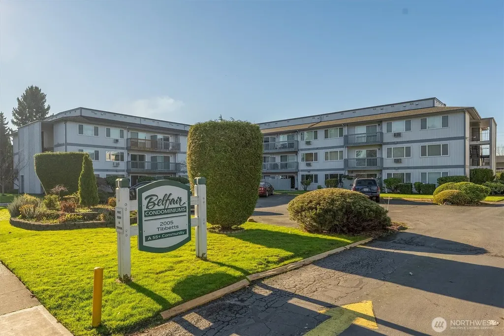 2005 Tibbetts Drive Longview WA 98632