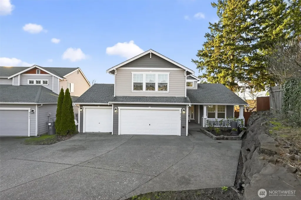 2103 NE 6th Circle Renton WA 98056