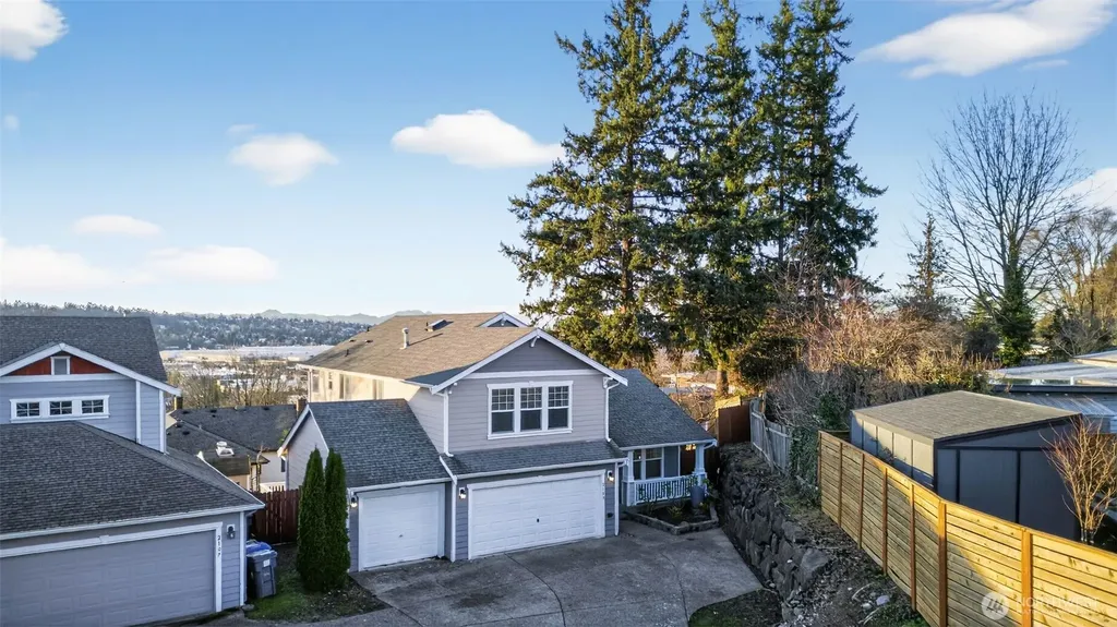 2103 NE 6th Circle Renton WA 98056