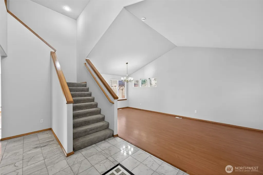 2103 NE 6th Circle Renton WA 98056