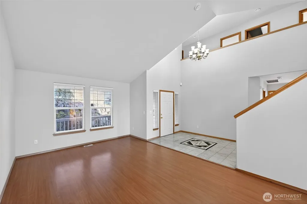 2103 NE 6th Circle Renton WA 98056