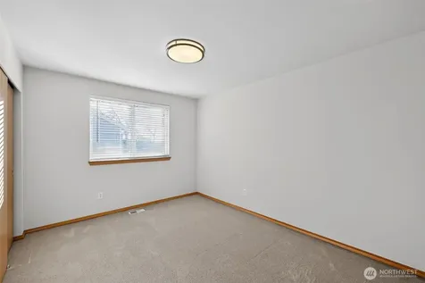 2103 NE 6th Circle Renton WA 98056