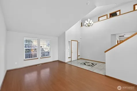 2103 NE 6th Circle Renton WA 98056