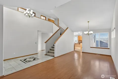 2103 NE 6th Circle Renton WA 98056