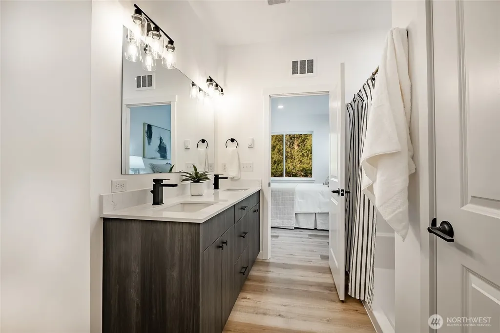 2998 Cedar View Way Blaine WA 98230