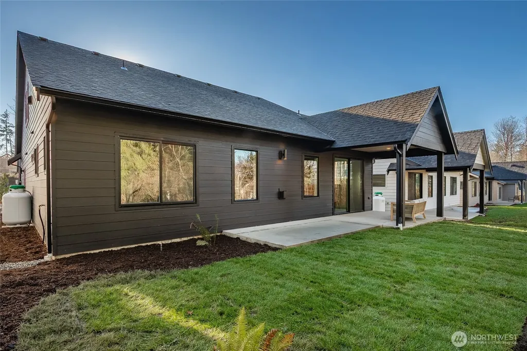 2998 Cedar View Way Blaine WA 98230