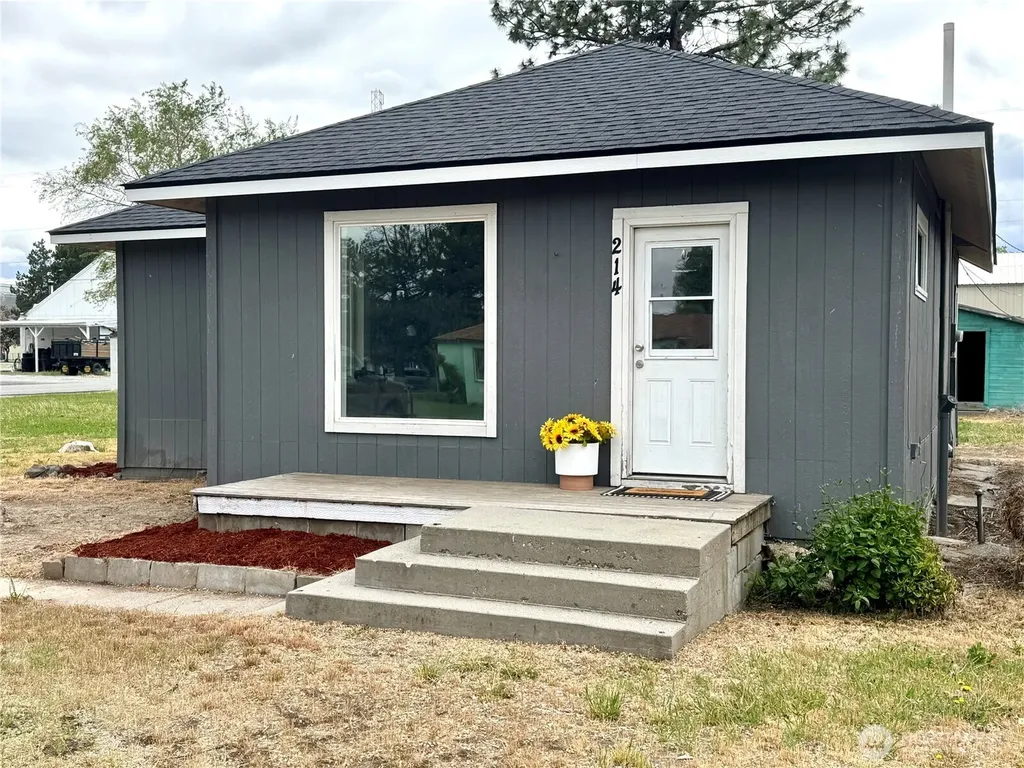 214 Hamilton Street Mansfield WA 98830