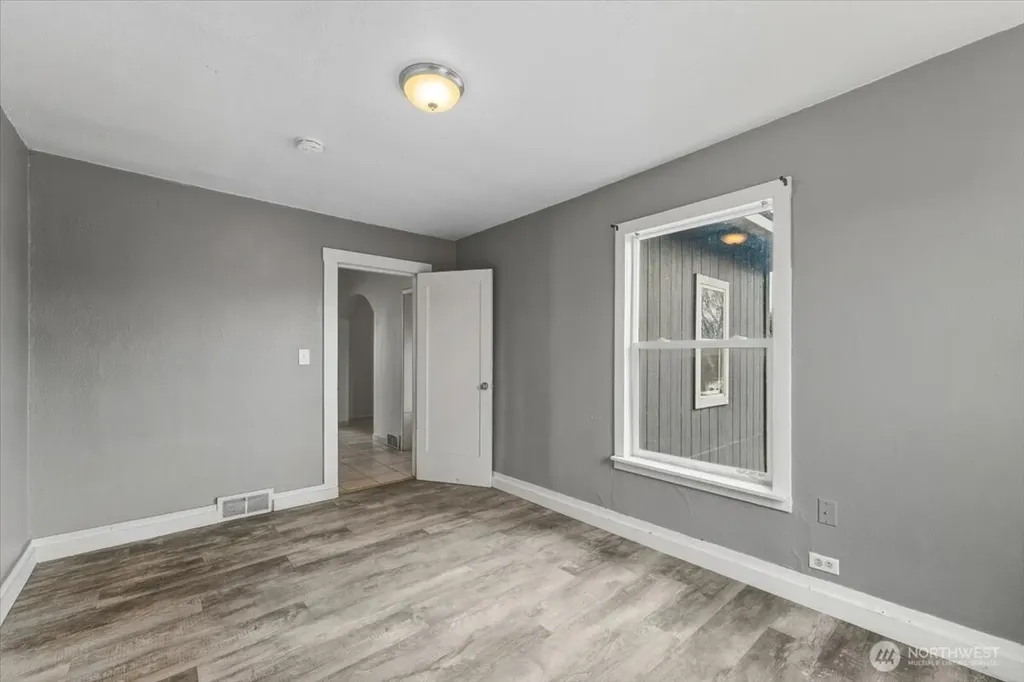 214 Hamilton Street Mansfield WA 98830
