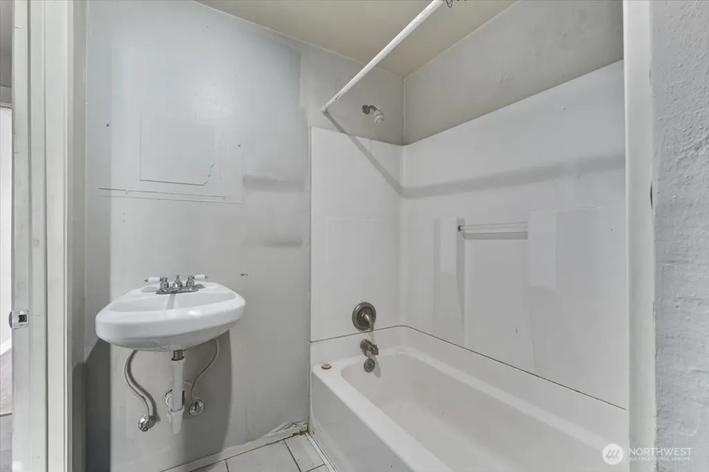214 Hamilton Street Mansfield WA 98830