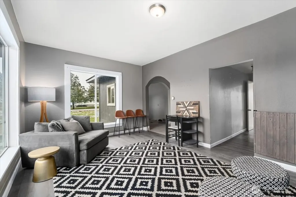 214 Hamilton Street Mansfield WA 98830