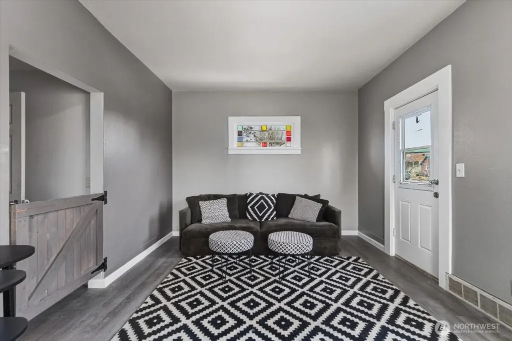 214 Hamilton Street Mansfield WA 98830