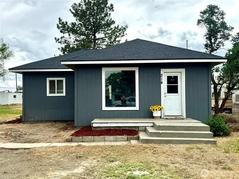 214 Hamilton Street Mansfield WA 98830