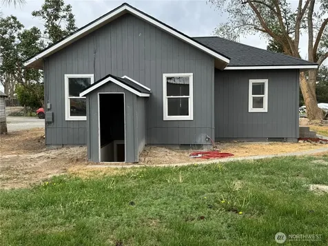 214 Hamilton Street Mansfield WA 98830
