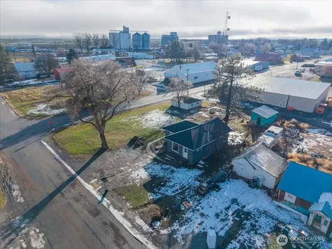 214 Hamilton Street Mansfield WA 98830