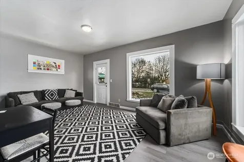 214 Hamilton Street Mansfield WA 98830